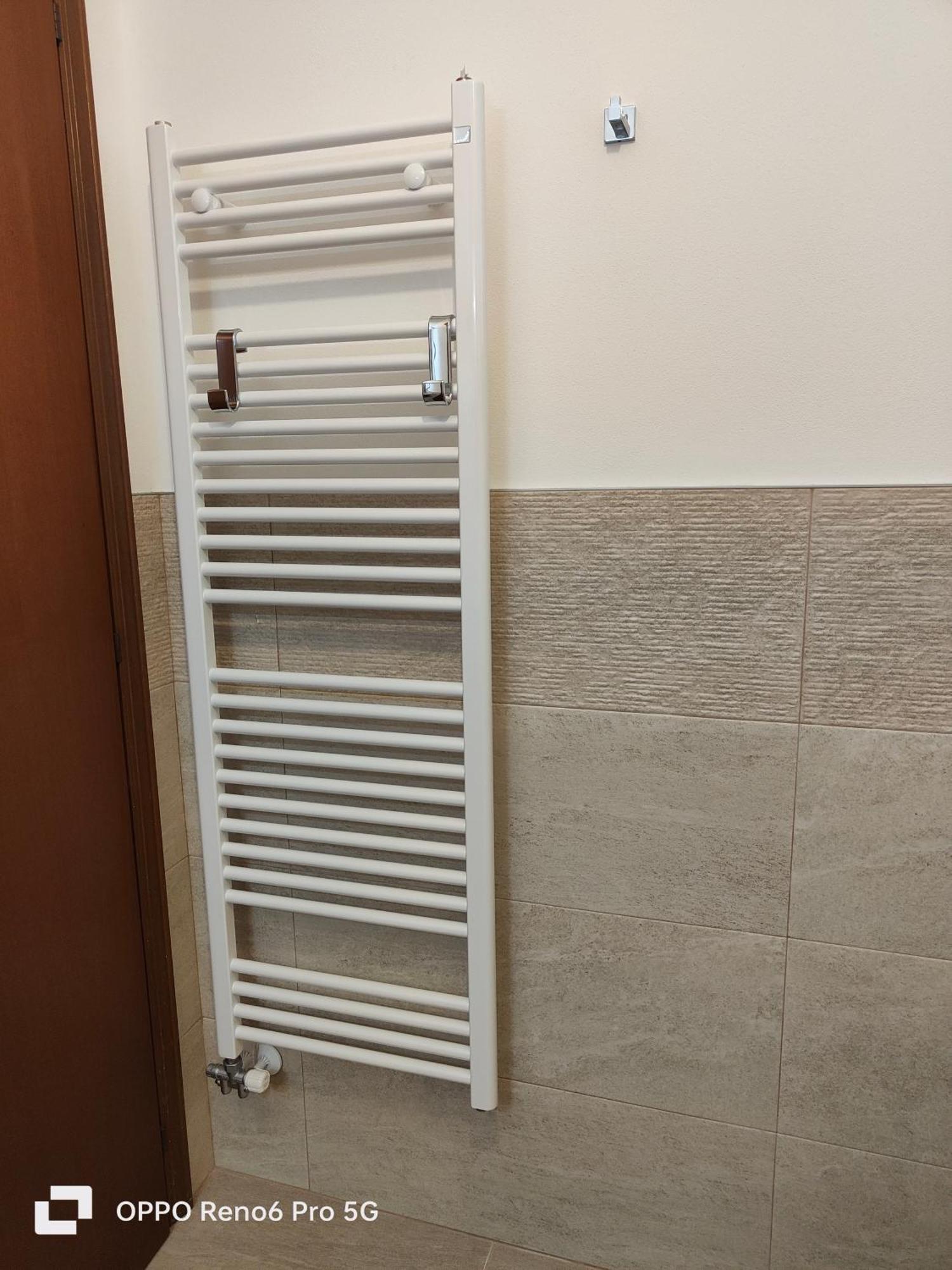 Da Adria Al Corvenale - Casa Vacanze Carrara - Villa Eksteriør bilde