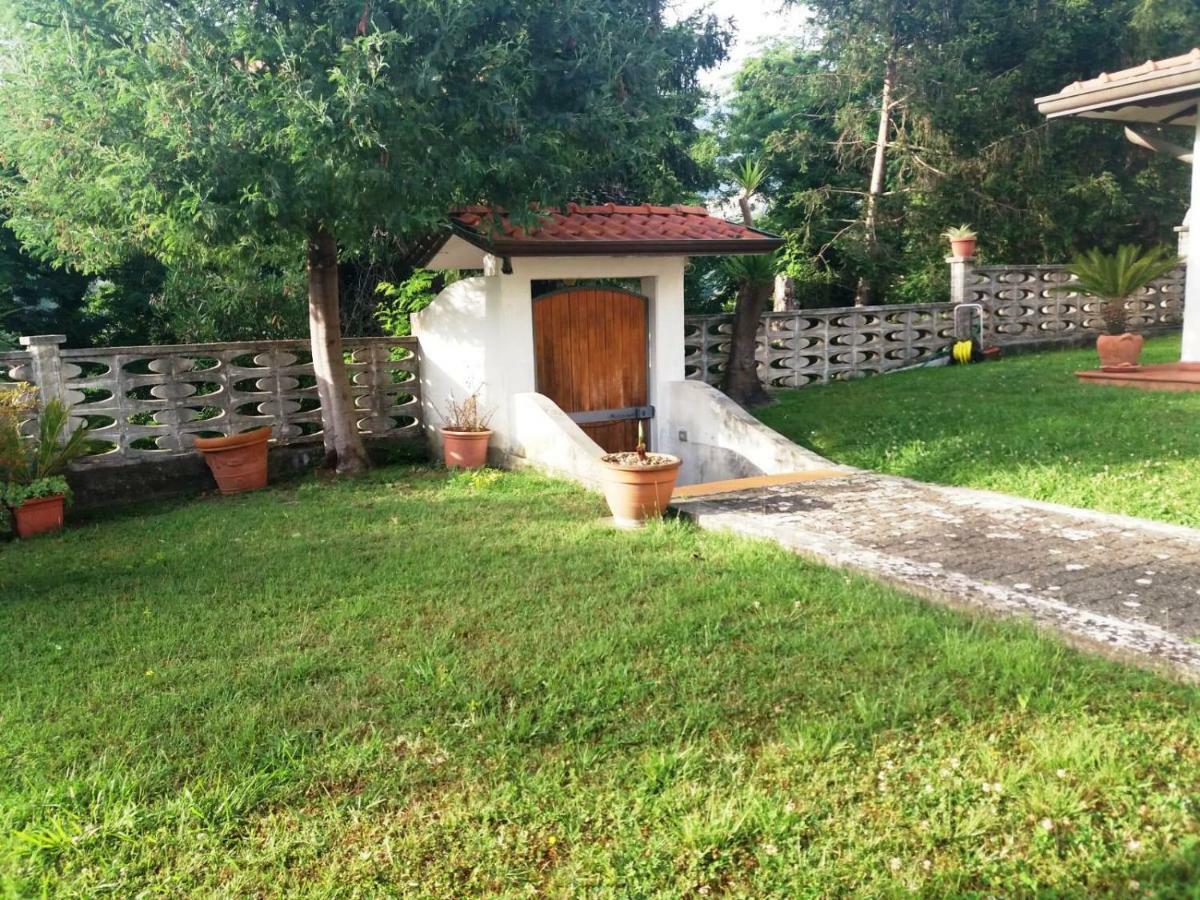 Da Adria Al Corvenale - Casa Vacanze Carrara - Villa Eksteriør bilde