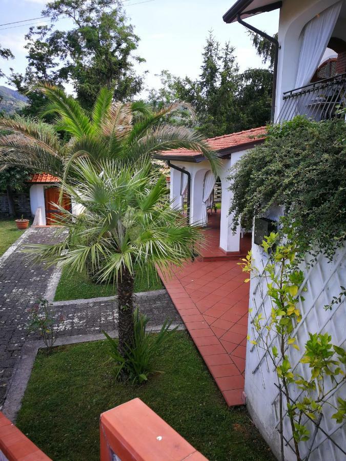 Da Adria Al Corvenale - Casa Vacanze Carrara - Villa Eksteriør bilde