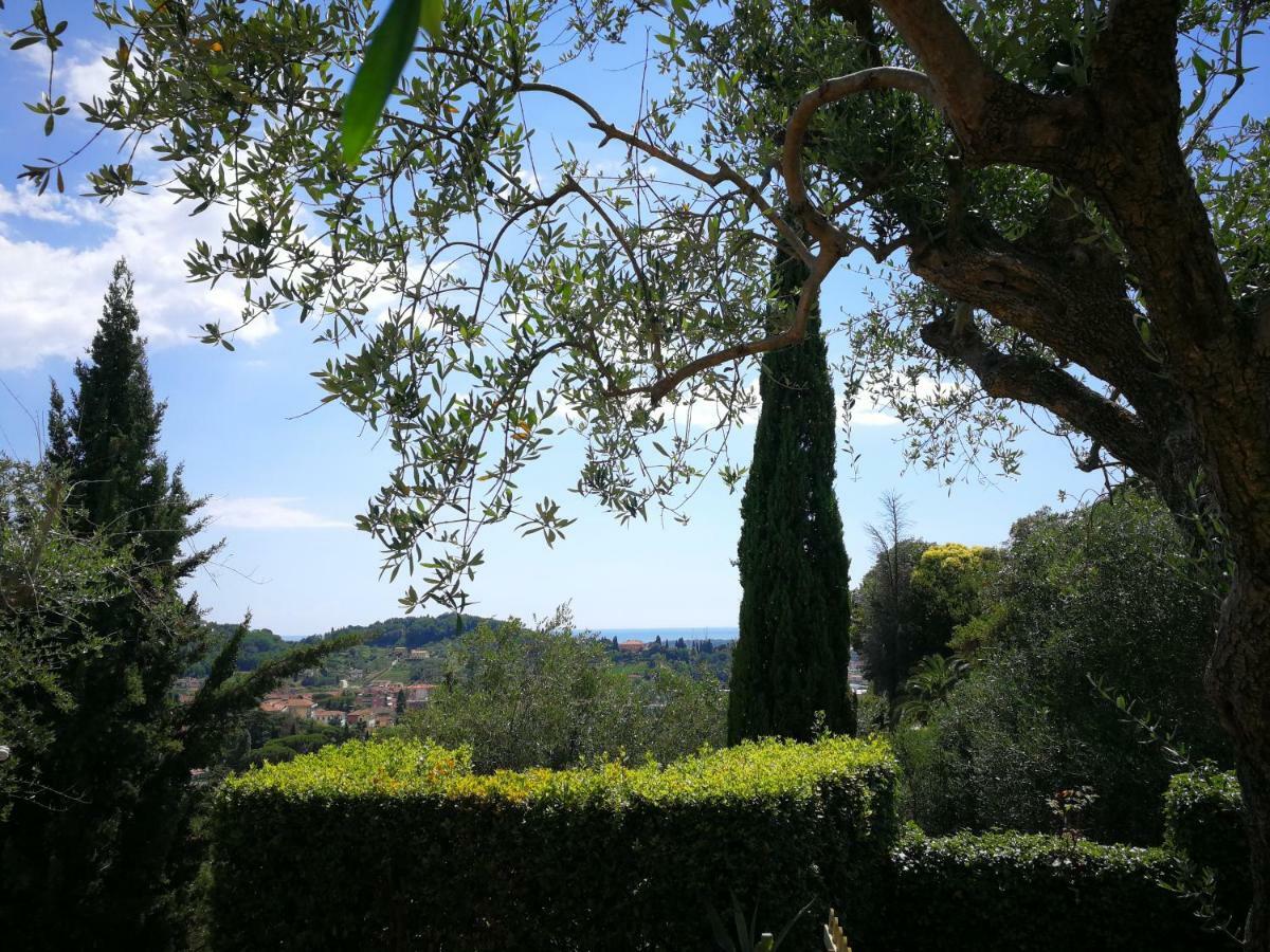 Da Adria Al Corvenale - Casa Vacanze Carrara - Villa Eksteriør bilde